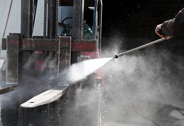 Best Deck and Patio Pressure Washing in Beeville, TX